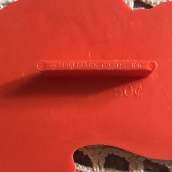Vintage Hallmark 5 Plastic Cookie Cutters Valentine Heart Halloween Koala Bear - Picture 3 of 12